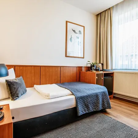 Und Restaurant Gartenstadt ベッド・アンド・ブレックファスト 3*