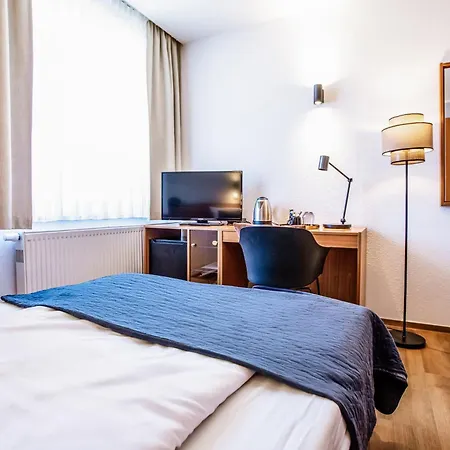 Und Restaurant Gartenstadt Bed & Breakfast