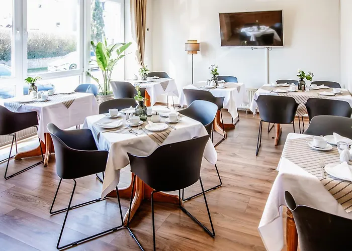 ベッド・アンド・ブレックファスト Gartenstadt 3*